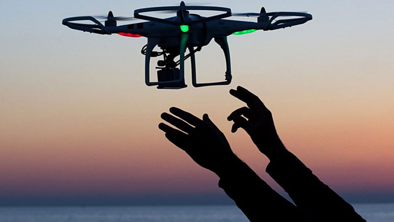 Οι ειδικοί που μας προετοιμάζουν για την “εκτόξευση” της νέας αγοράς των Drones